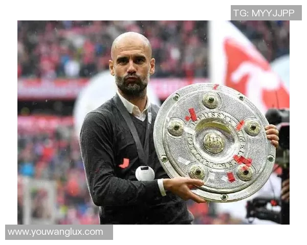 教练的骄傲与荣耀足球明星挥手致敬的动人瞬间